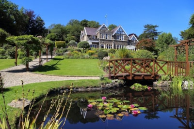 Yeoldon House hotel for hire