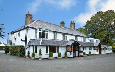 The Cedars Hotel for hire